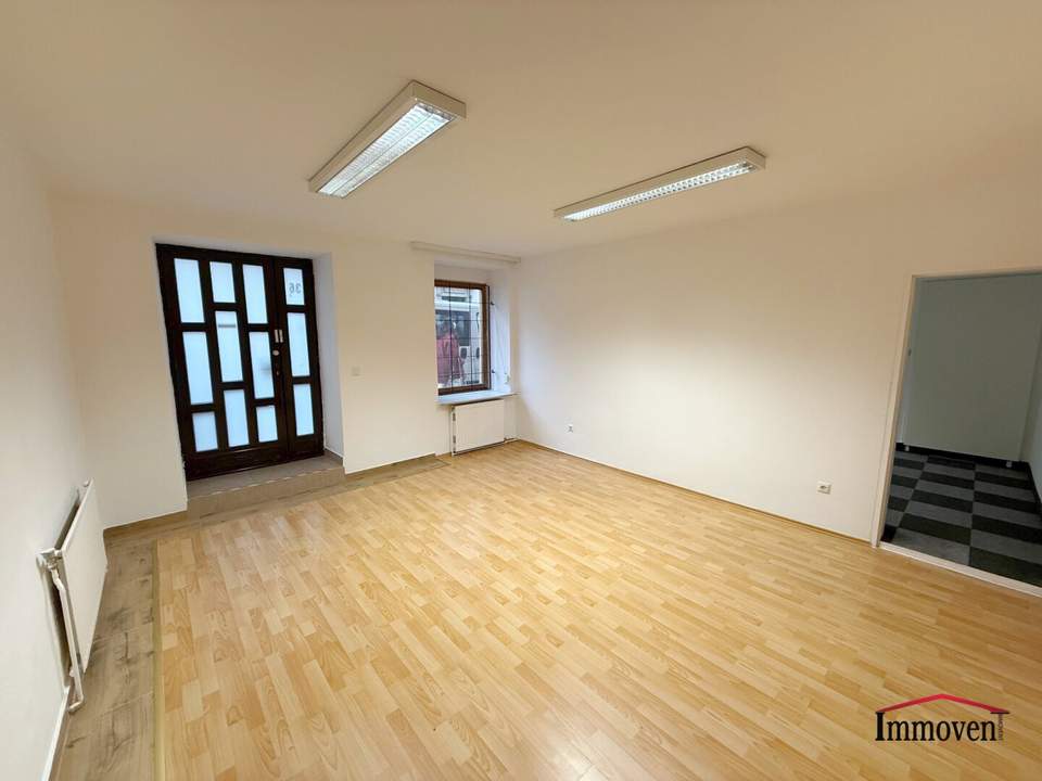 Großes Geschäftslokal/Büro mit außergewöhnlichem Grundriss im Herzen des 7. Bezirkes! (Keine Gastronomie!)