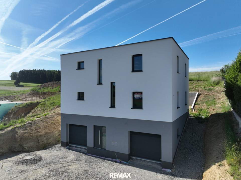 Moderner Neubau - Belagsfertig mit großzügigem Grundstück in St. Leonhard