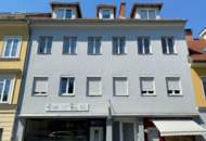 Fixpreis: Total sanierungsbedürftige 4-Zimmer-Wohnung mit Potenzial in der Innenstadt