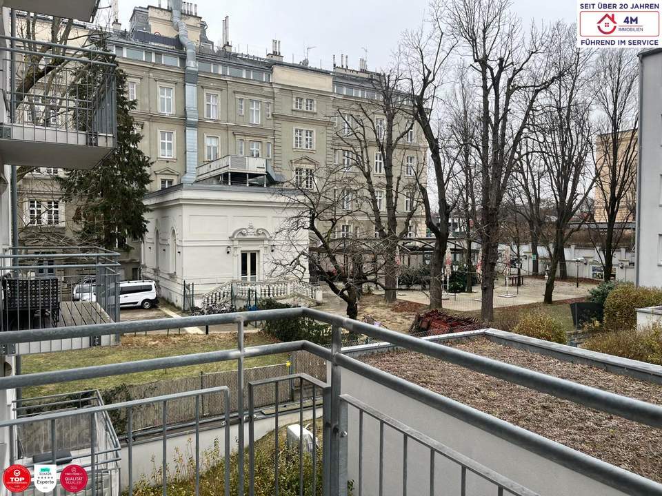 RUHIGE 2-ZIMMER-EIGENTUMSWOHNUNG IN HOFSEITIGER LAGE – IDEAL FÜR PÄRCHEN ODER SINGLES