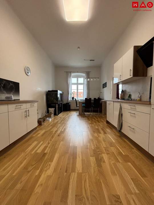 Exklusive und moderne Wohnung mit Altbau-Flair sichern! Profitieren Sie von einem garantiert einzigartigen Wohnerlebnis in Welser Toplage/Dragonerhöfe! Ab 01.06.2026 verfügbar!