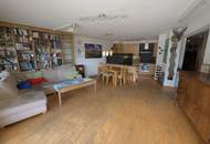 Moderne 4-Zimmer-Wohnung mit Wintergarten