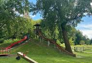 PENTHOUSE mitten im Genussidyll Südsteiermark! Wohnen wie auf Wolke 7 mit Blick auf den Wildoner Schlossberg! Mit dem Lift in ihre Penthouse-Wohnung!