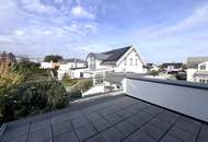 Erstbezug !! Traumhafte Doppelhaushälfte , Wohnkeller mit Garten und 2 Stellplätzen!