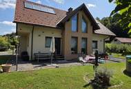 Attraktives drei Giebelhaus mit Luftgalerie in ruhiger Grünlage an einer Sackgasse