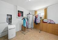 HOCHKARÄTIGES WOHNEN IN GRÜNRUHELAGE! WOHLFÜHL-REFUGIUM DER EXTRA KLASSE: TRADITION TRIFFT MODERNSTEN KOMFORT!