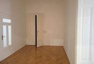 Zentral gelegenes 4-Zimmer-Altbaubüro - VIDEO verfügbar !