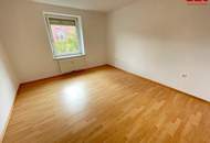 3-Zimmer Wohnung mit eigenen Garten!