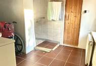Einfamilienhaus mit 3 Zimmer und Garage zum FERTIG herrichten in Zemling zu verkaufen!