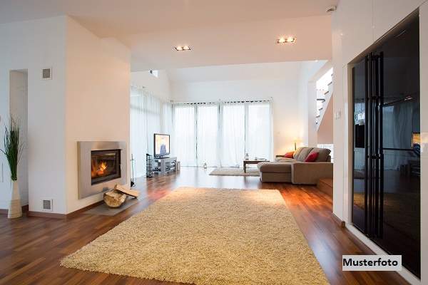 Gepflegtes Einfamilien-Reihenmittelhaus mit Kelleratelier und Terrasse