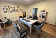 Vielseitiges sanierungsbedürftiges Wohnhaus mit 2 Wohneinheiten auf großem Grundstück!