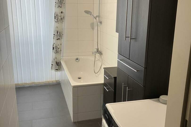 großzügig aufgeteilte Mietwohnung in Zeltweg ++ Linderwaldsiedlung ++, Wohnung-miete, 985,00,€, 8740 Murtal