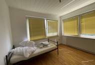 Sanierungsbedürftiges Einfamilienhaus mit Garten und Garagenstellplatz sucht neue*n Eigentümer*in!