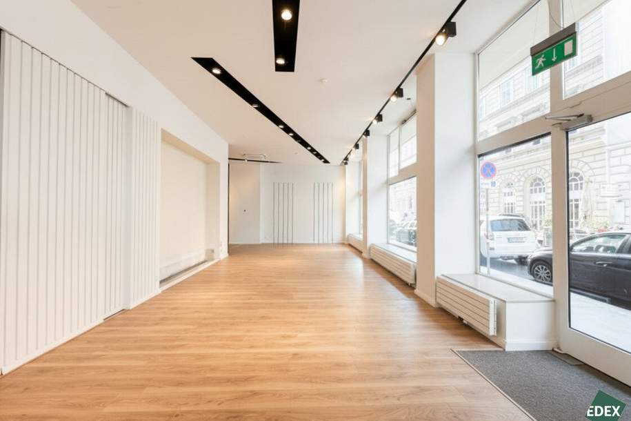 Hochwertige Retailfläche auf zwei Ebenen mit großzügigen Auslagen und hoher Sichtbarkeit, Gewerbeobjekt-miete, 8.925,63,€, 1010 Wien 1., Innere Stadt