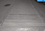 Tiefgaragenplatz neben U1 Station