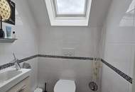 Klassisches Dreigiebelhaus mit eigenem Sonnen- Salar- Heizkraftwerk in Ruhelage an einer Sackgasse