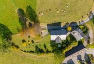 EXKLUSIVES HOLZHAUS MIT SEPARATEM GÄSTECHALET