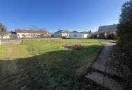 Haus in Grünruhelage mit offener Terrasse, Balkon und Garage