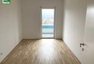 Genießen Sie die riesige Terrasse (teilweise überdacht) mit Panoramablick unbefristete Miete möglich, Stellplatz verfügbar!