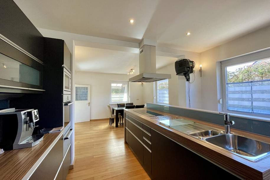 Tolles Haus in ruhiger Lage! Top Zustand mit Ausbaupotenzial (Dichte bis 0,6)! Sofort beziehbar!, Haus-kauf, 365.000,€, 8430 Leibnitz