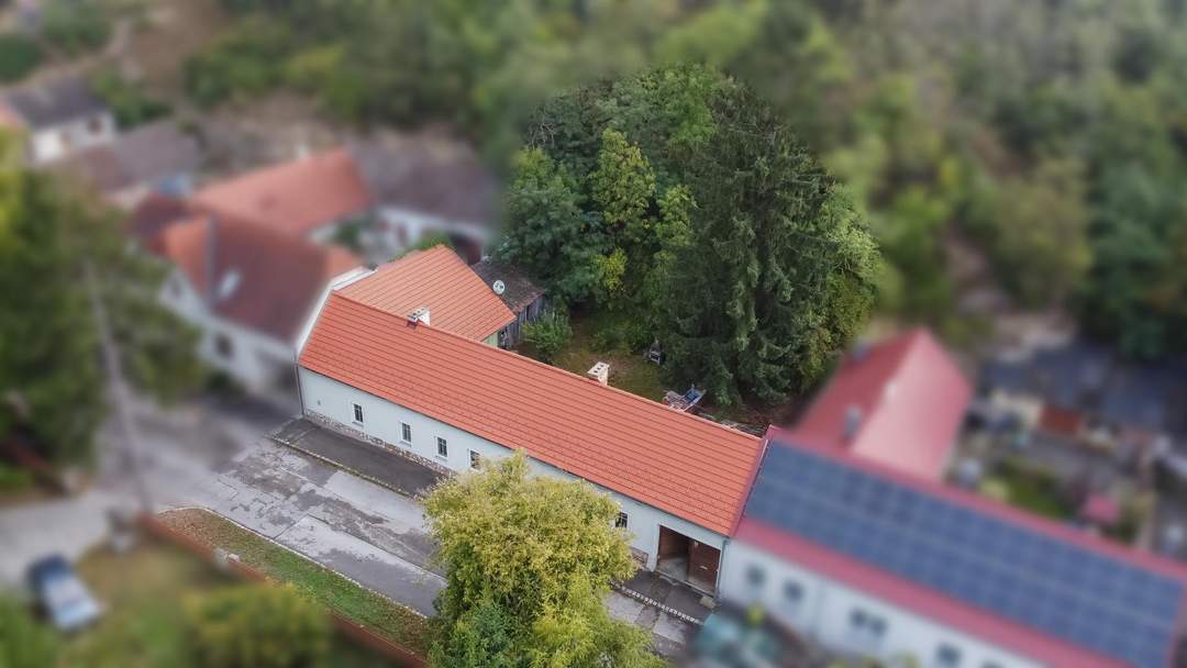 Kleines Haus mit uneinsehbaren Garten