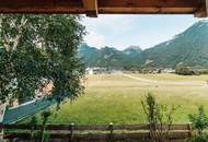 WOHNEN AM SEE - Absolute Rarität in unmittelbarer Seenähe mit Bergblick - 5 Zimmer Erdgeschoßwohnung mit großzügigen Räumlichkeiten