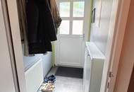 Neuwertig. Komfortabel. Mit Balkon. Mit privatem Patio. Im Zentrum.