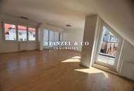 HELLES 4-ZIMMER-APARTMENT MIT TERRASSE IN NUSSDORF