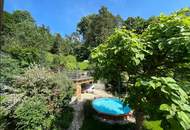 Traumhaftes Einfamilienhaus in ruhiger Hanglage mit 1.342 m² Grundstück, Pool & eigenem Waldstück