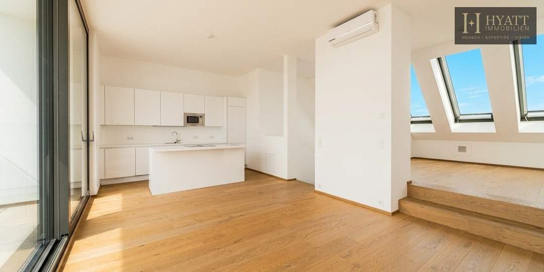 COTTAGE-HOF RARITÄT – ca. 105 m² DG-Maisonette mit 24 m² Terrasse beim Schubertpark & Aumannplatz