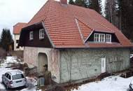 Großzügiges Wohnhaus auf großem Grundstück in idyllischer Lage! Sanierungsbedürftig!