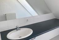 Dachgeschosswohnung mit Klimaanlage, Terrasse, Dachterrasse und Weitblick