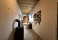 Geräumiges Wohnhaus zum Sanieren