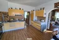 Kaufanbot vorliegend! Großzügiges Anwesen mit traumhaftem Ausblick!