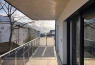 Barrierefreie 4-Zimmer-Neubauwohnung mit Lift, großem Keller und 2 PKW-Stellplätzen in ruhiger Lage