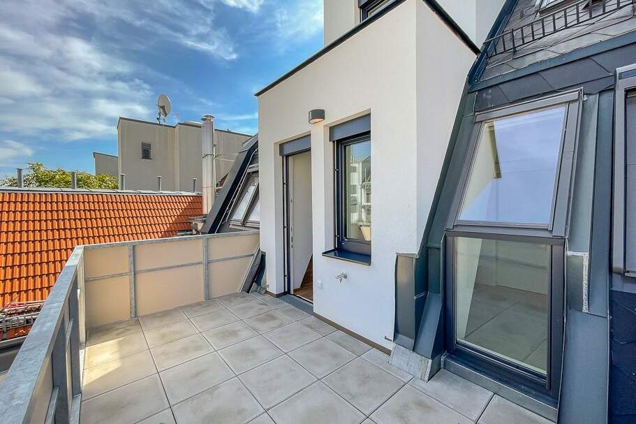 2 Zimmer Dachgeschoßwohnung mit Terrasse in Hofruhelage, Wohnung-miete, 930,00,€, 1170 Wien 17., Hernals