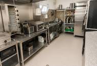 Voll ausgestatteter Kebab Stand/Pizzeria/Gastro-/Imbissstand in Top-Lage 1230 Wien – sofort betriebsbereit inkl. Profi-Küche &amp; Kühltechnik