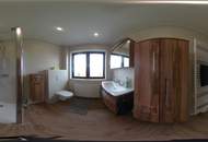 Suchen Sie ein neues Zuhause für sich und Ihre Tiere? Dieses renovierte Bauernhaus mit Nebengebäude und großem Grundstück wartet auf Sie!