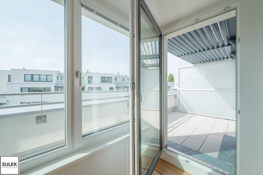 Helle 2 Zimmer Dachgeschosswohnung mit hofseitiger Terrasse - Abendsonne auf der eigenen Terrasse genießen! // ab 02/26 **VIDEO**, Wohnung-miete, 1.425,00,€, 1120 Wien 12., Meidling