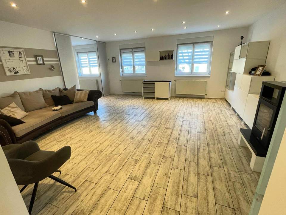 Wohlfühloase in Rust: Renoviertes Haus auf 620 m² Grundstück