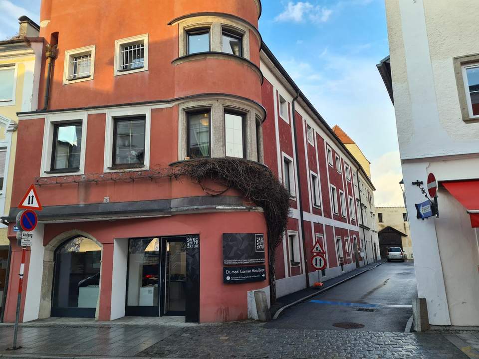 Urbanes Loftgefühl im historischen Gewölbe – Mietwohnung im Herzen von Enns