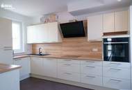 Fantastischer Weitblick in toller Lage - 72,36m² DG-Wohnung mit 37,60m² Dachterrasse und überdachten Parkplatz!