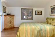 PERFEKTES EIN- ODER ZWEIFAMILIENHAUS - RUHIGE LAGE - SÜDBALKON UND SÜDTERRASSE