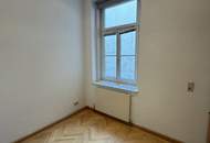 Hell, viele Fenster und idealer Grundriss für 2 Personen