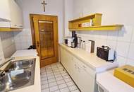 FAMILIENHIT MIT POTENTIAL, 113 m2 Neubau mit Loggia, 4 Zimmer, Küche, 2 Bäder, teilmöbliert, 3. Liftstock, Enkplatz