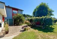 Klagenfurt - Walddorf: Baugrundstück mit Garagengebäude &amp; Gartenhäuschen
