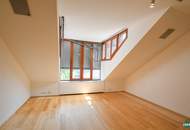 Altbau-Chic, Neubau-Komfort: 6 Zimmer und Panoramaausblick