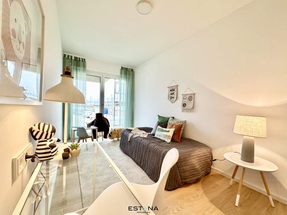 Neubau - Familienwohnung mit 2 Bädern und viel Stauraum - Nähe U-Bahn Station Südtiroler Platz