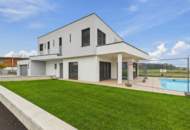 Erstbezug Luxus Villa in ruhiger Lage