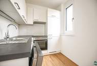 Hofruhelage: Moderne 2-Zimmer Wohnung mit Balkon nahe Donau